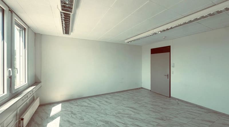 Attraktives Einzelbüro an zentraler Lage in Winterthur zu vermieten (3)