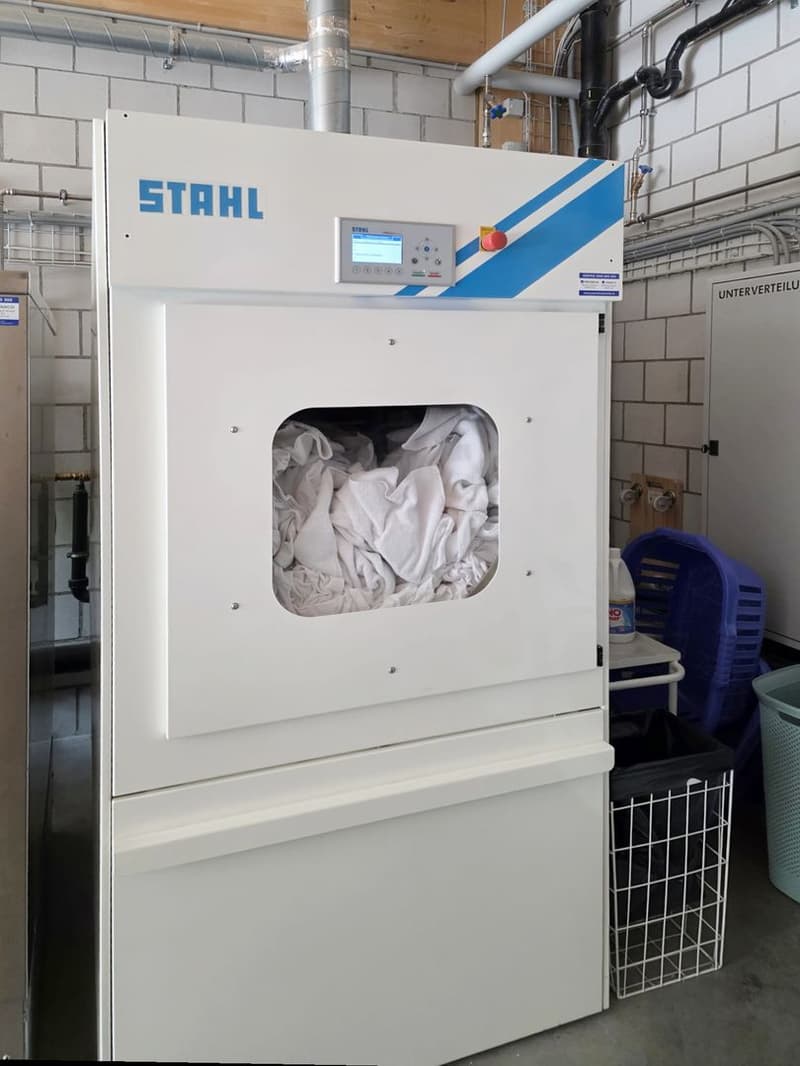 Fully equipped laundry – start immediately instead of investing (3)