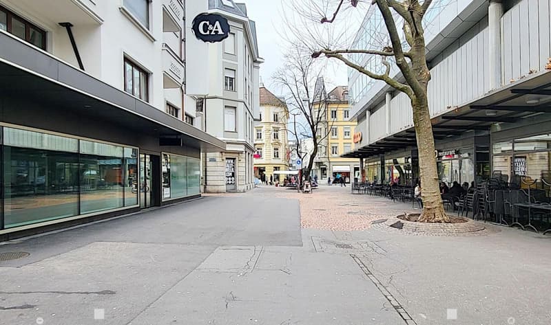 Verkaufsfläche an spannender Lage in Biel!" (6)