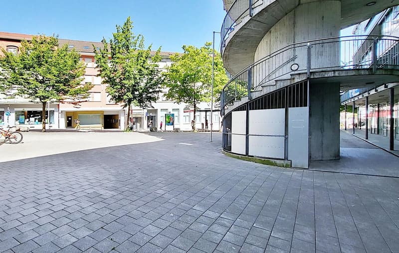 "Spannende Gelegenheit im Zentrum von Grenchen!" (9)