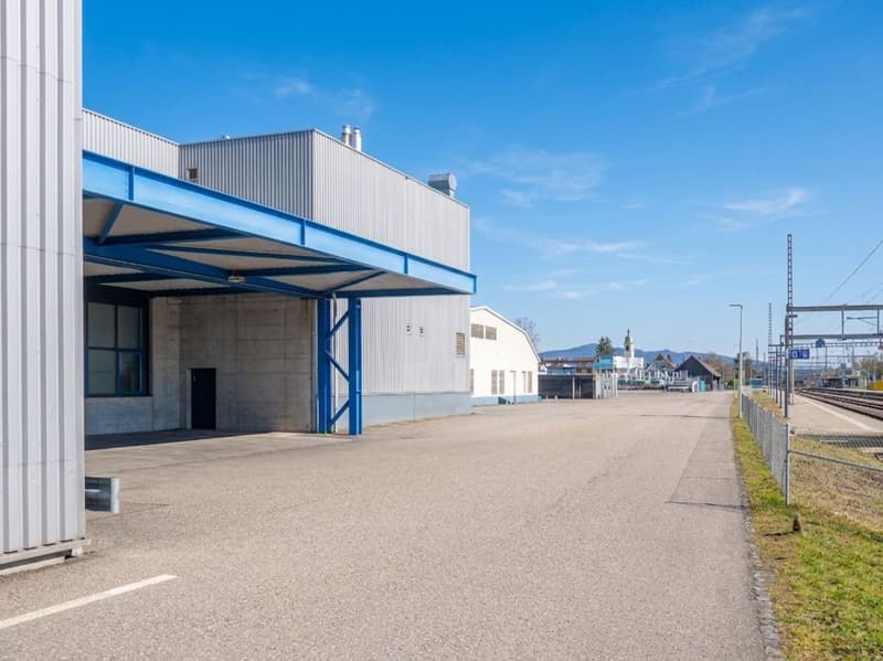 Lagerfläche im EG mit ebenerdigem Zugang - 102 m² (3)