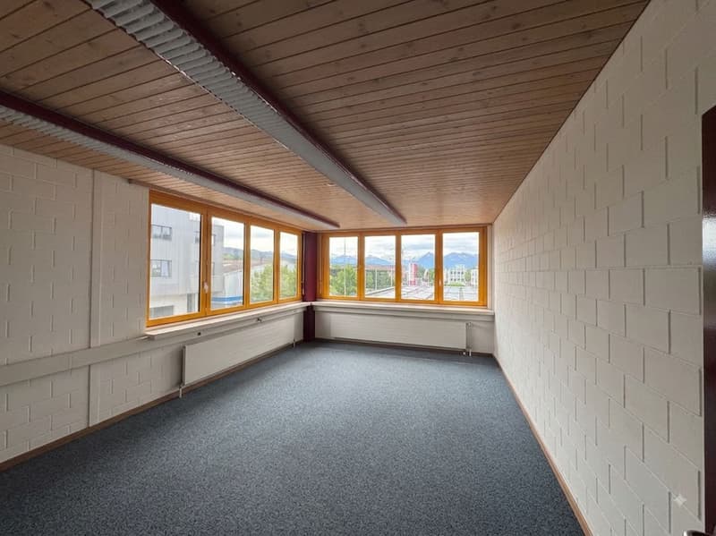 366 m² - Moderne Bürofläche – hell, flexibel & top angebunden in Münsingen (1)