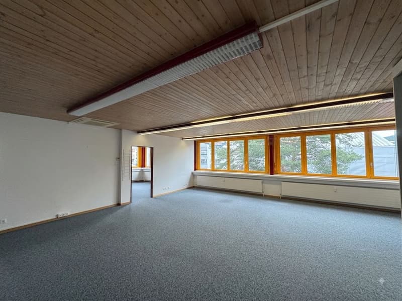 366 m² - Moderne Bürofläche – hell, flexibel & top angebunden in Münsingen (4)