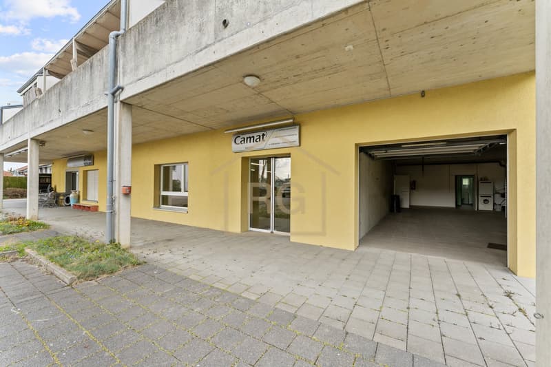 Versatile commercial property in Kottwil (6)