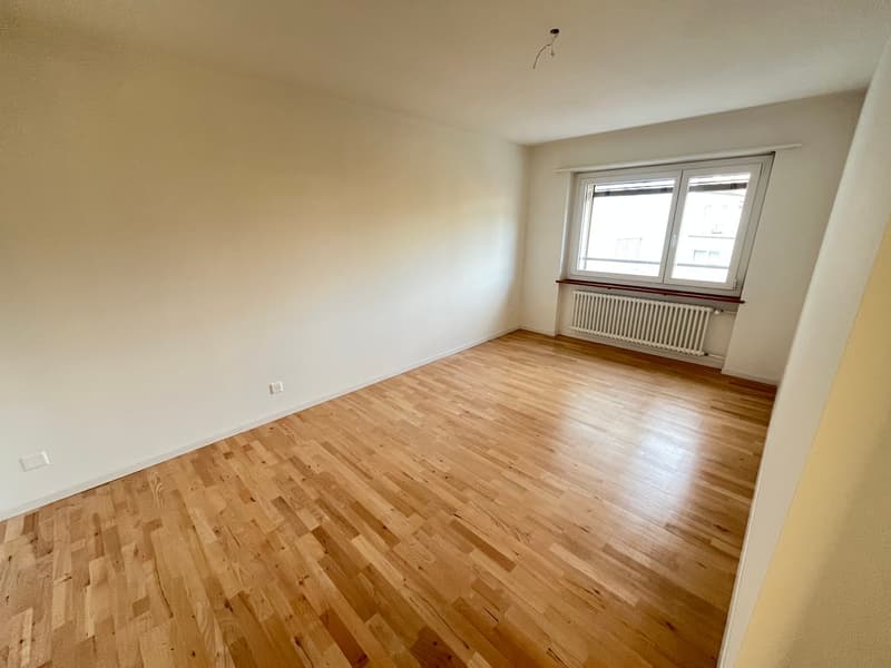 ! 1 mese di affitto gratuito ! Appartamento 3.0 locali con balcone e vista sulla città a Olten (8)