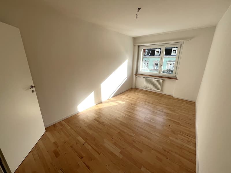Appartamento 3.0 locali con balcone e vista sulla città a Olten (10)