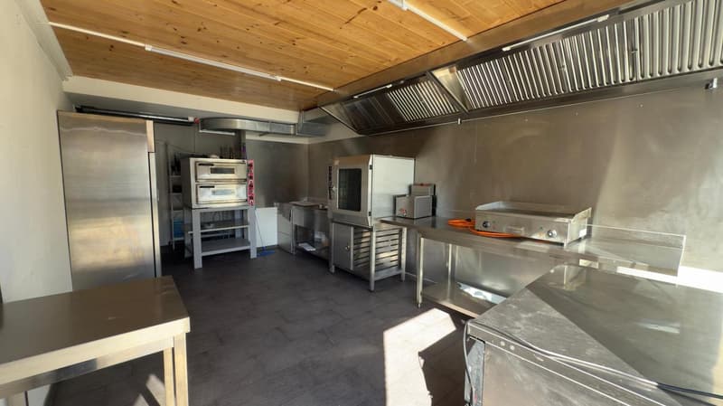 Zone de chargement - Parfait pour la gastronomie ou le détail (3)