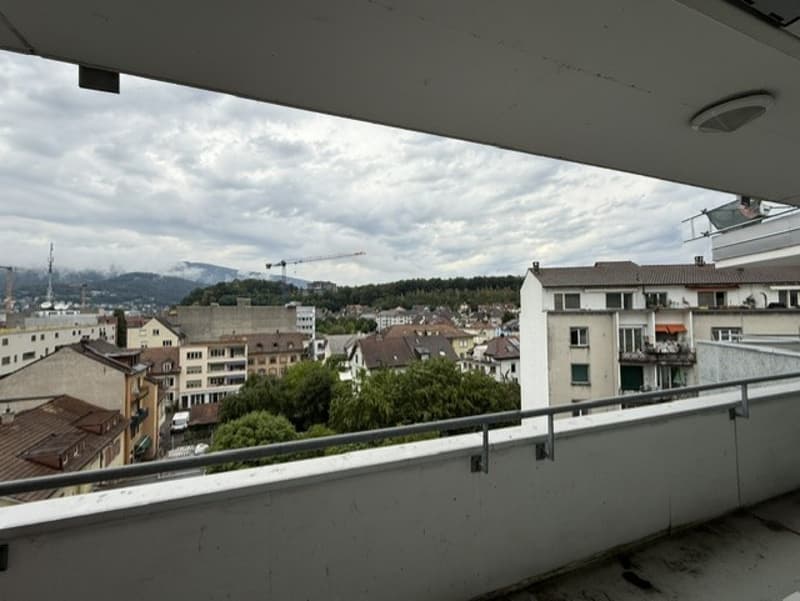 Urban wohnen mit schöner Aussicht - Charmante 1-Zimmer-Wohnung im 5. OG im Herzen von Olten (6)