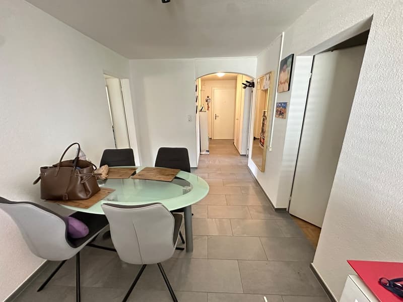 Zentrale 3.5-Zimmer-Wohnung mit 2 Balkonen (1)