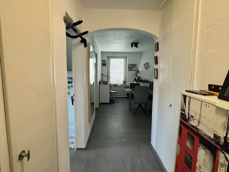 Zentrale 3.5-Zimmer-Wohnung mit 2 Balkonen (3)