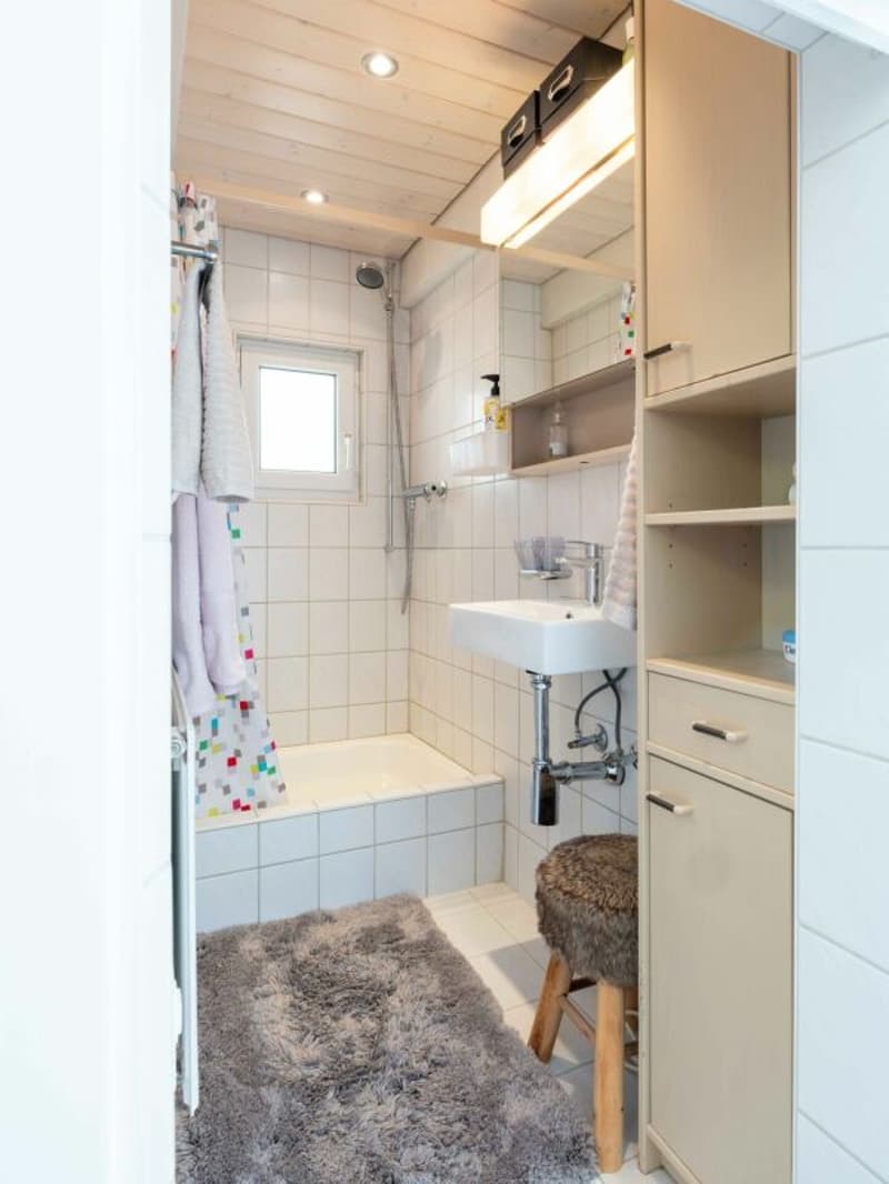 Charming Single-Family Home (16)