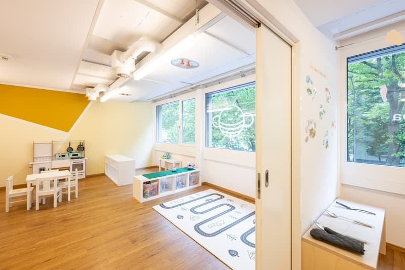 Flexible commercial space in a central location, ideal for kindergarten, office or practice (4)