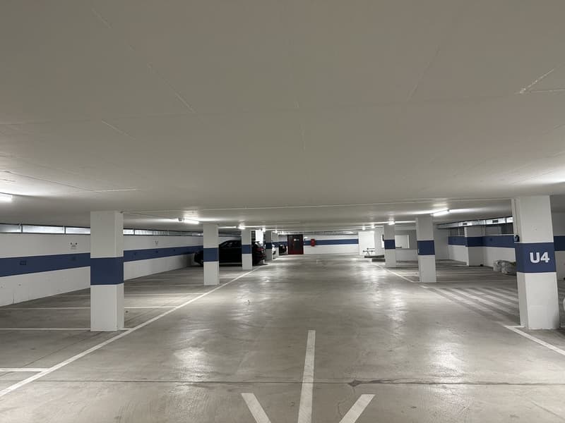 Einstellhalle