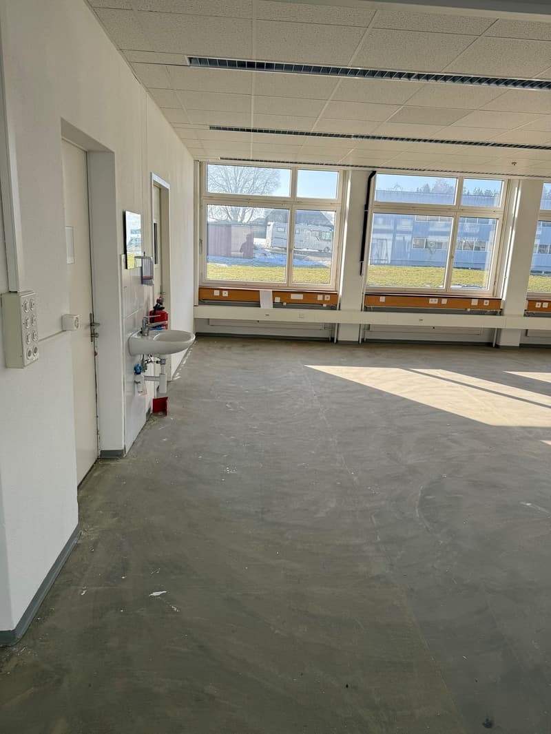 Commercial space for rent (4)