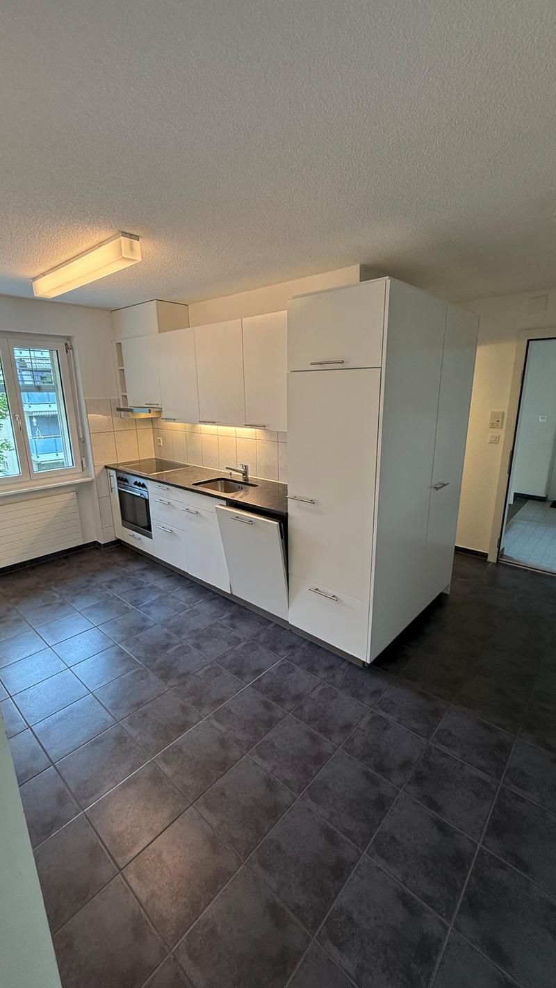 Appartement lumineux 3.5 pièces avec balcon à Dietikon (4)