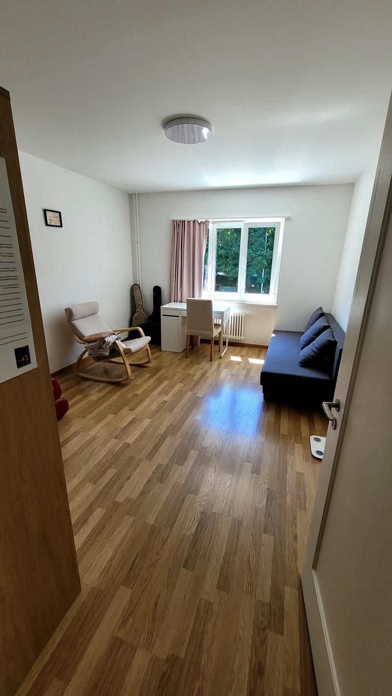 Schöne 3-Zimmerwohnung in Adliswil zu vermieten (3)