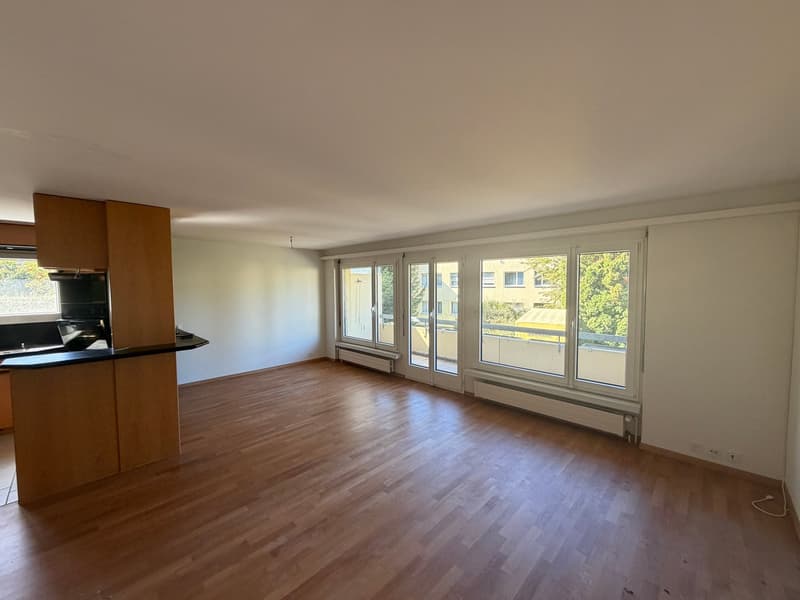 Charmante 3.5-Zimmer-Wohnung mit Balkon und schöner Aussicht in Birmensdorf (6)