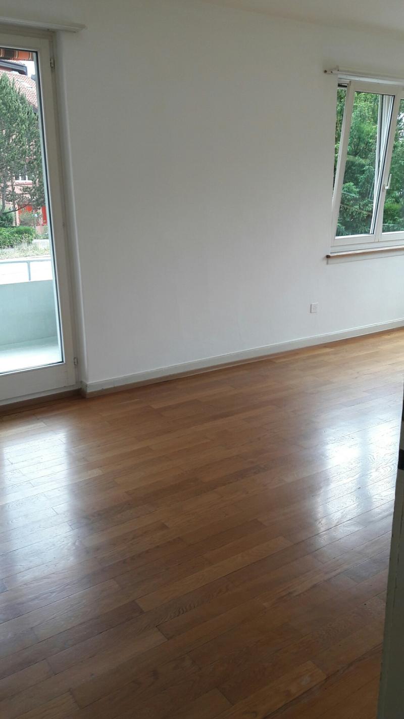 Charmante 2.5-Zimmer-Wohnung mit Balkon in Zürich-Wollishofen (8)