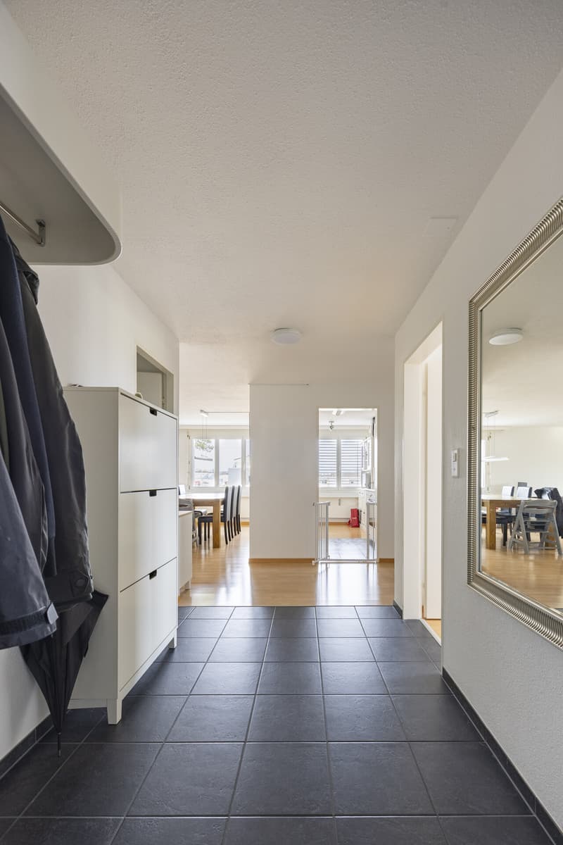 Appartement compact de 4,5 pièces près du lac (2)