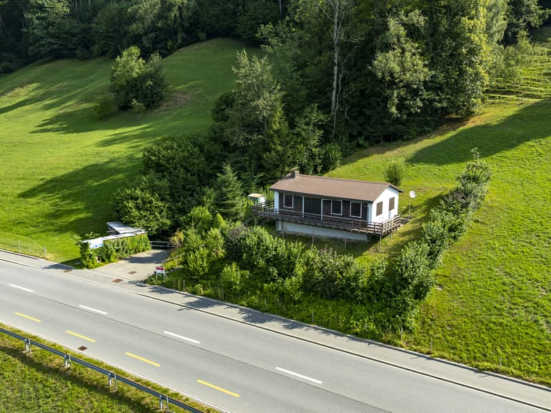 Detached single-family house with heart and charm in a natural location (1)