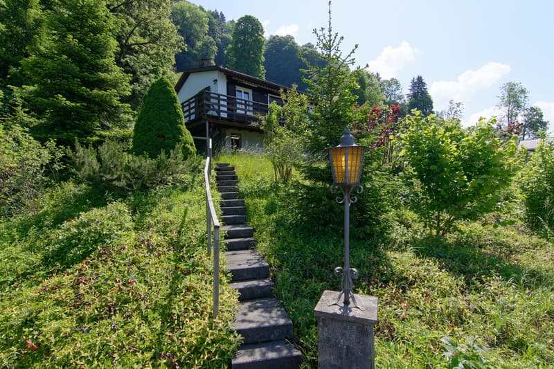 Detached single-family house with heart and charm in a natural location (2)
