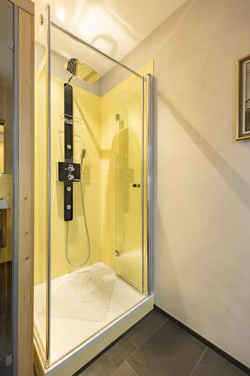 Dusche