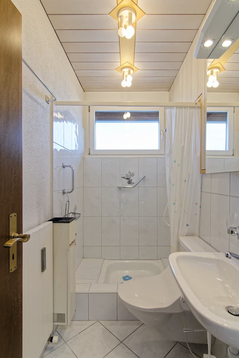 Bad mit Dusche