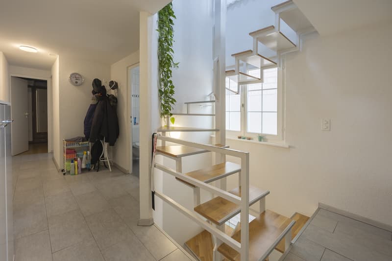 Casa unifamiliare versatile con appartamento per anziani (8)