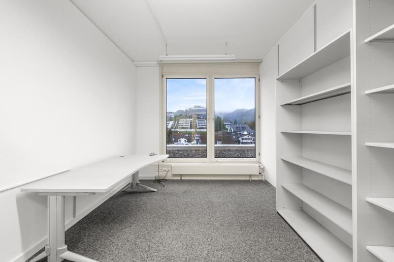 Moderne Büroräumlichkeiten zu vermieten flexibel & sofort verfügbar (6)