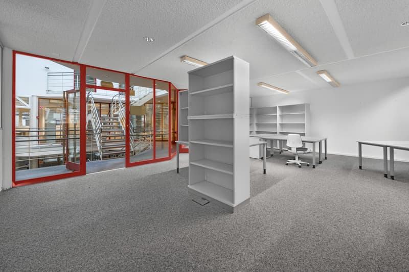 Moderne Büroräumlichkeiten zu vermieten flexibel & sofort verfügbar (1)