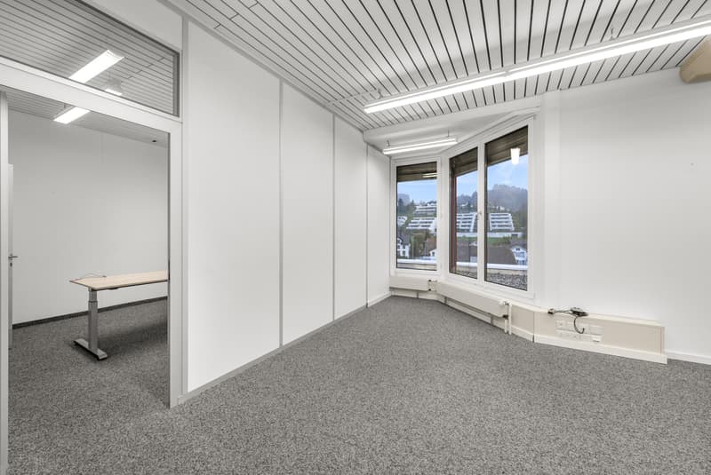 Moderne Büroräumlichkeiten zu vermieten flexibel & sofort verfügbar (3)