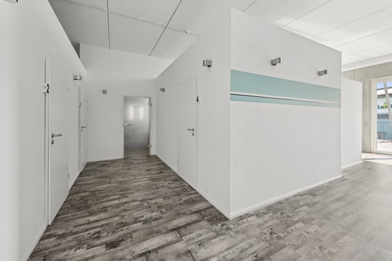 ausgebaute Gewerbefläche / Büro per sofort (2)