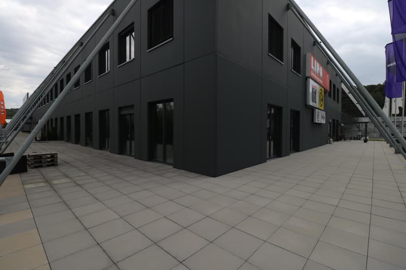 Commercial space in raw construction in the Schaffhausen football stadium (10)