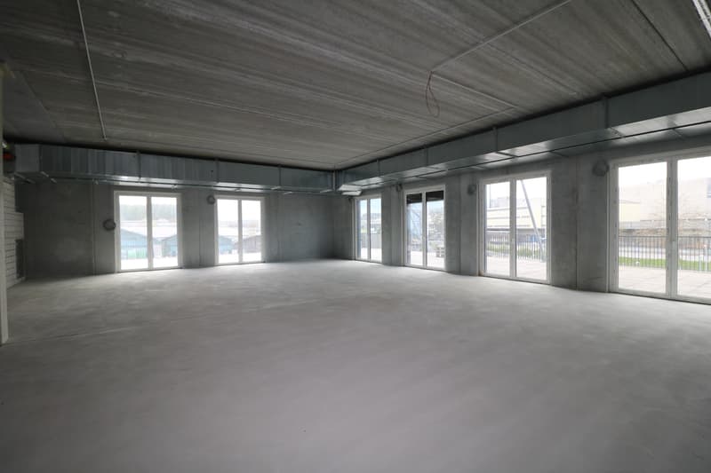 Gewerbefläche im Rohbau im Fussballstadion Schaffhausen (5)