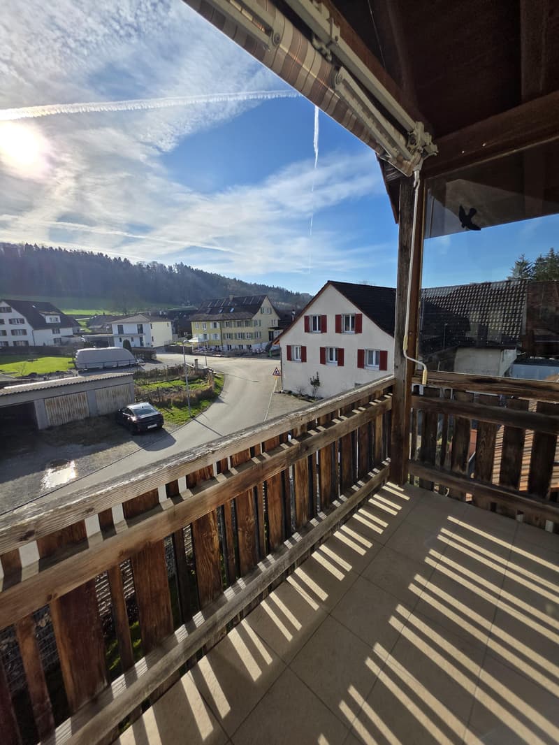 Grosszügige 5½-Zimmer-Dachwohnung mit Balkon und Cheminée (12)