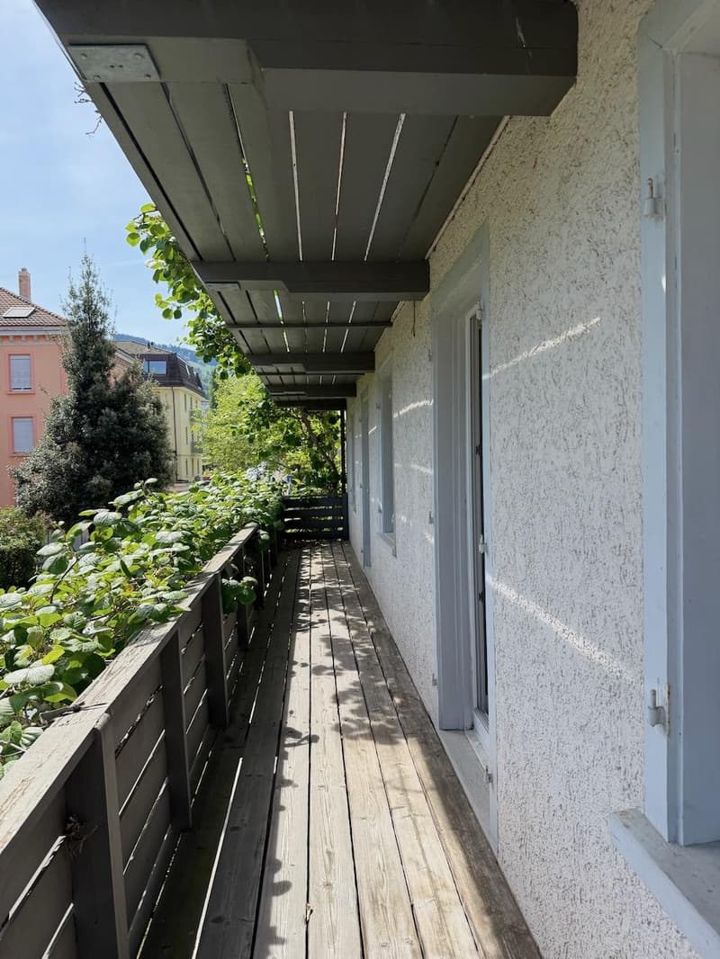 Einmalige Gelegenheit - 6-Zimmer-Wohnung an zentralster Lage (4)