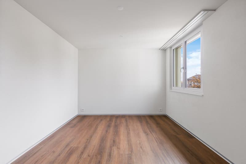 4.5-Room Apartment Modern Smart-Home in the Green with Free Internet included! (7)