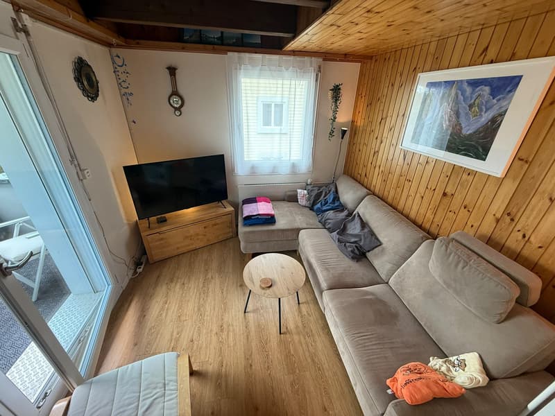Appartement spacieux de 5,5 pièces dans un quartier calme à Niederteufen (2)