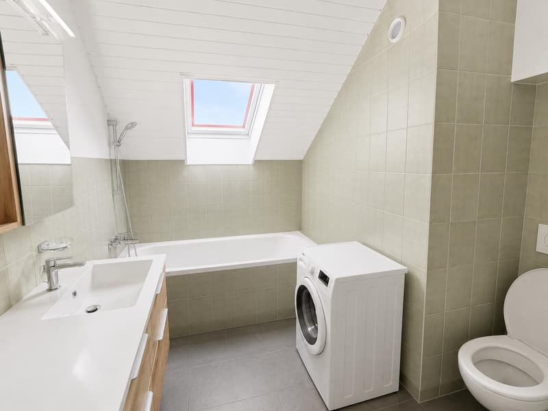 Wohnen mit Weitsicht grosszügige 4½-Zimmerwohnung mit Seesicht in Uttwil (7)