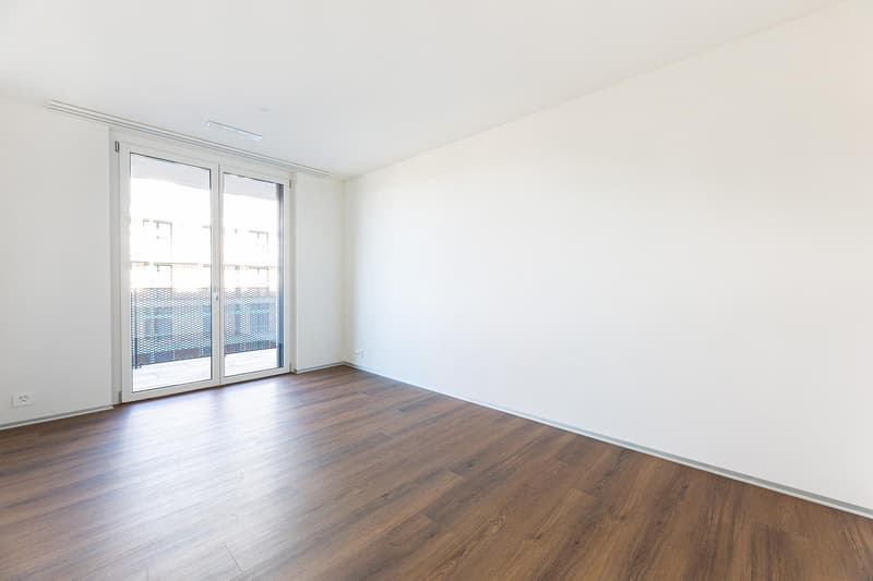 Moderne 4.5-Zimmer-Wohnung mit grossem Balkon und schöner Aussicht (9)