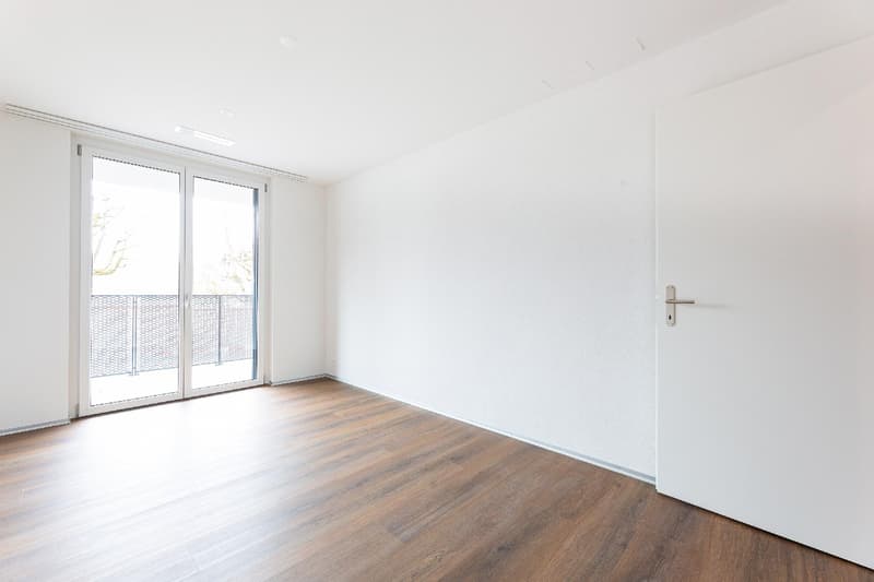Grosszügige 5.5-Zimmer-Wohnung mit weitläufiger Terrasse (9)