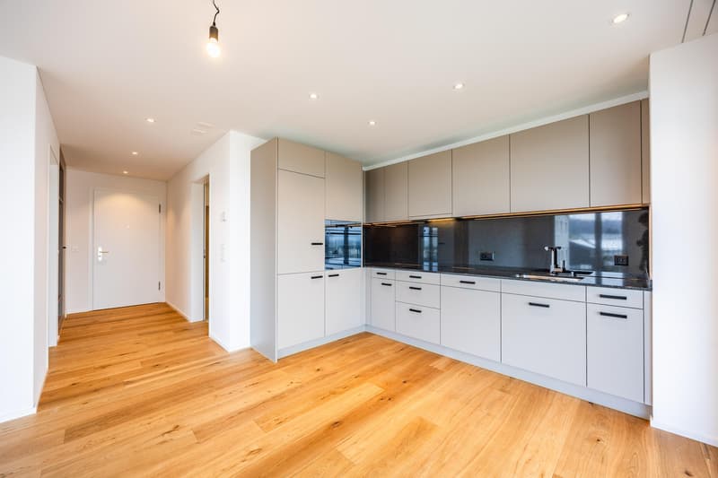 Helle und charmante 2.5 Zimmerwohnung (6)