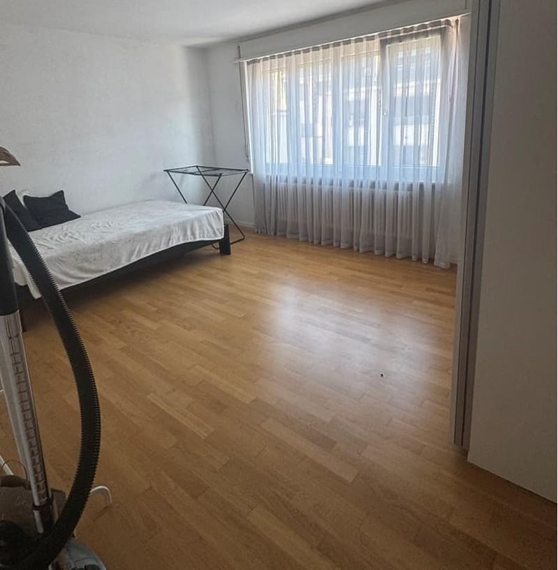4-Zimmer-Wohnung in Uzwil befristet zu vermieten (7)