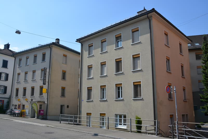Helle 3.5-Zimmer-Wohnung mit Altbaucharme in St. Gallen (1)