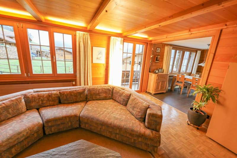 Wunderschönes alpines Chalet mit Garage und Panoramablick (9)