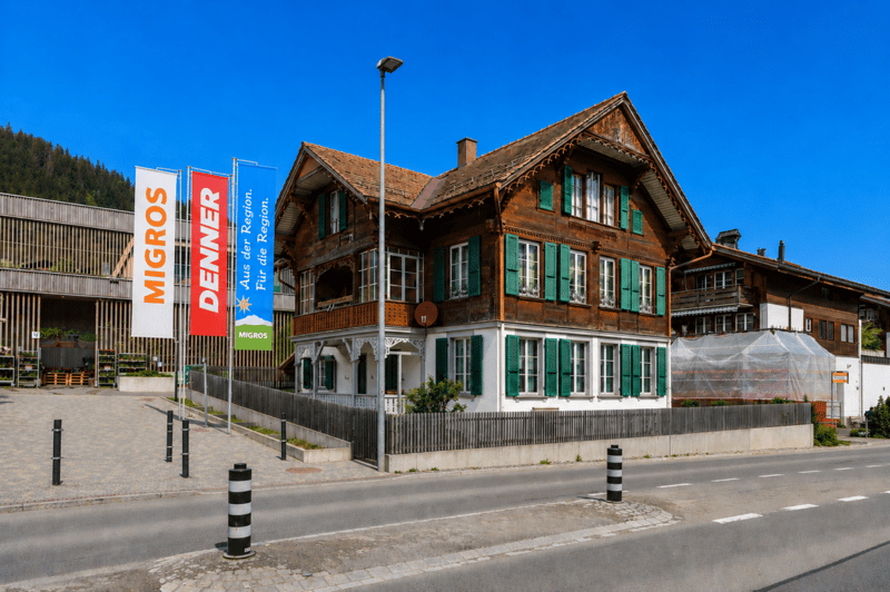 Two-family house in prime central location (10)