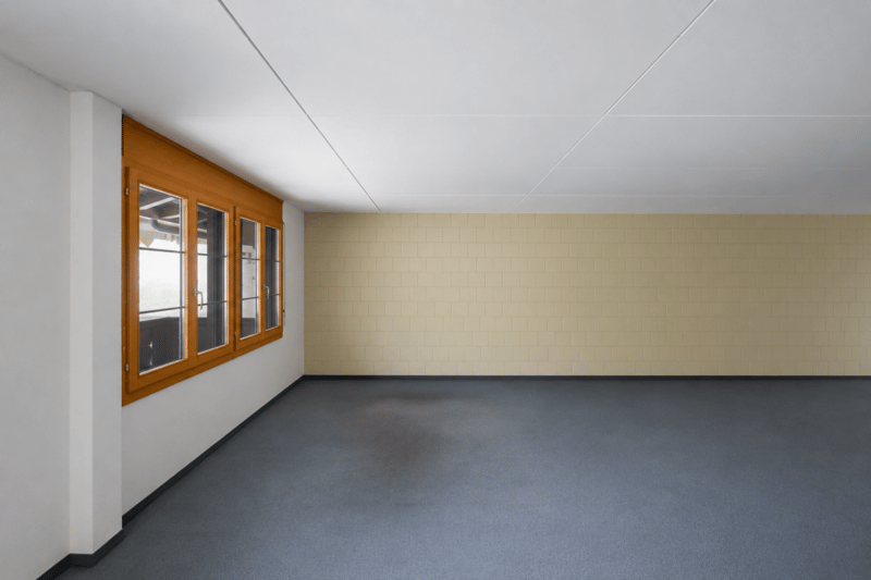Grosszügige Räumlichkeit mit Potenzial zur 3.5 - 4.5-Zimmerwohnung an zentraler Lage (3)