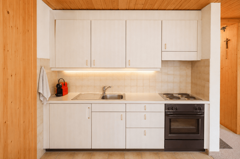 Charming 2.5-room apartment with terrace and garden (5)