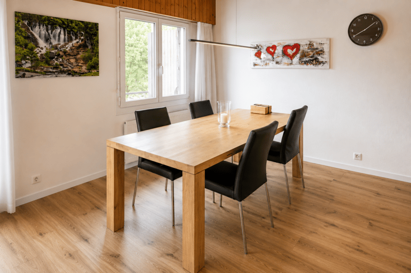 Helle 3.5- Zimmerwohnung im Dachgeschoss mit Südbalkon, Zusatzzimmer und Einstellhallenplatz Mittlere Aegertenstrasse (6)