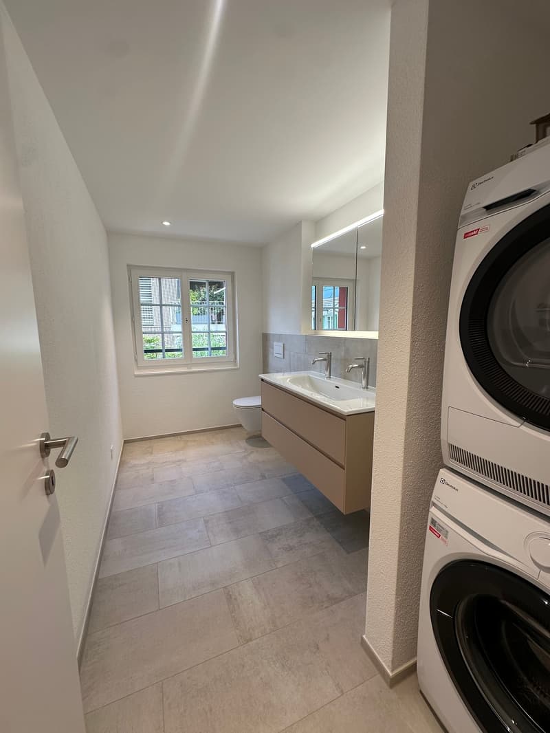 Duett am Bach - renovierte 4.5-Zimmer-Maisonettewohnung in Steckborn (4)